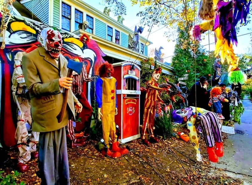 Raleigh's Historic Oakwood At Halloween The Trippy Life