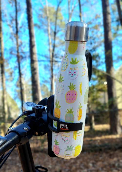 Swell water bottle for ebike ride.