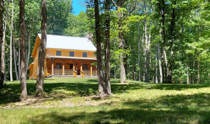 A cabin you can rent on the Channels Hike in Abingdon, VA